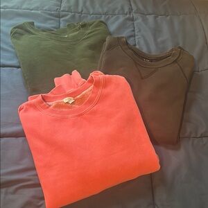 Bundle of Brandy Melville Crewneck Sweatshirts!